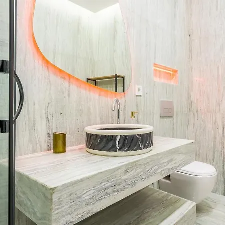 Lägenhet Chic And Spacious Flat Near Golden Horn In Beyoglu *